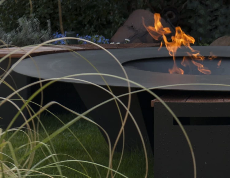 Biokominek ogrodowy MANUA LOA z ławkami