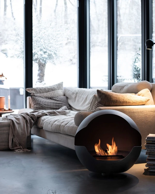 Biokominek wolnostojący VAUNI GLOBE LOW BLACK